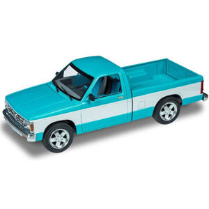 Plastic ModelKit MONOGRAM auto 4503 - '90 Chevy S-10 (1:25)